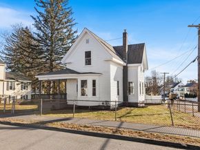 68 Union St, North Andover MA 01845