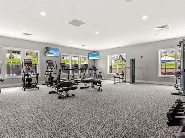 5 Peters Farm Way 106, Westborough MA 01581