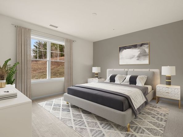 5 Peters Farm Way 106, Westborough MA 01581