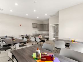 5 Peters Farm Way 106, Westborough MA 01581