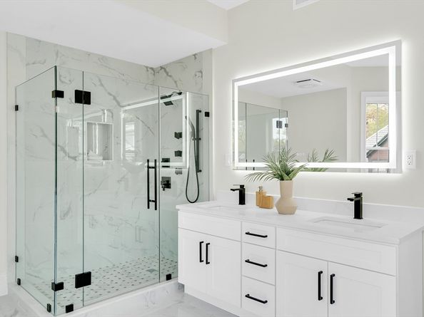 686 Centre St, Newton MA 02458