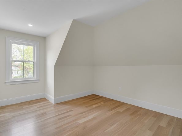 686 Centre St, Newton MA 02458