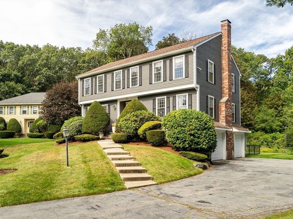 21 Valleyfield St, Lexington MA 02421
