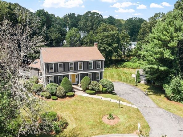 21 Valleyfield St, Lexington MA 02421