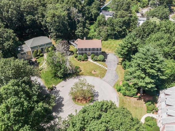 21 Valleyfield St, Lexington MA 02421