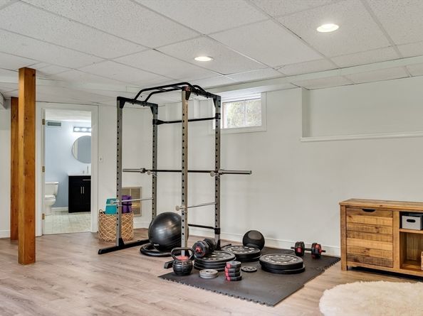 21 Valleyfield St, Lexington MA 02421