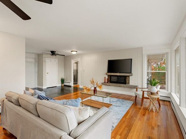 2 Mcintyre Road, Saugus MA 01906