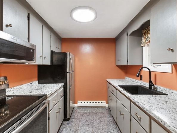 2 Mcintyre Road, Saugus MA 01906