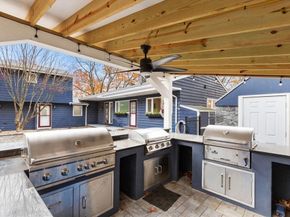 2 Mcintyre Road, Saugus MA 01906