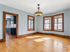 16 Pleasant St, Wakefield MA 01880