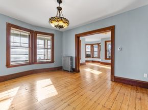 16 Pleasant St, Wakefield MA 01880