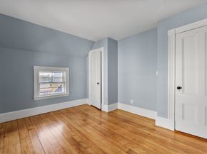 16 Pleasant St, Wakefield MA 01880