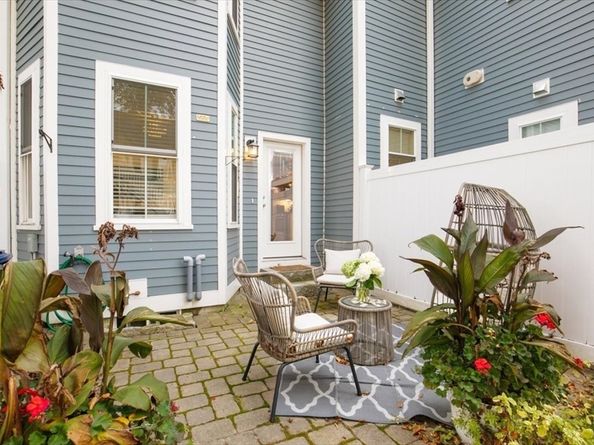 25 Cherry 3, Danvers MA 01923