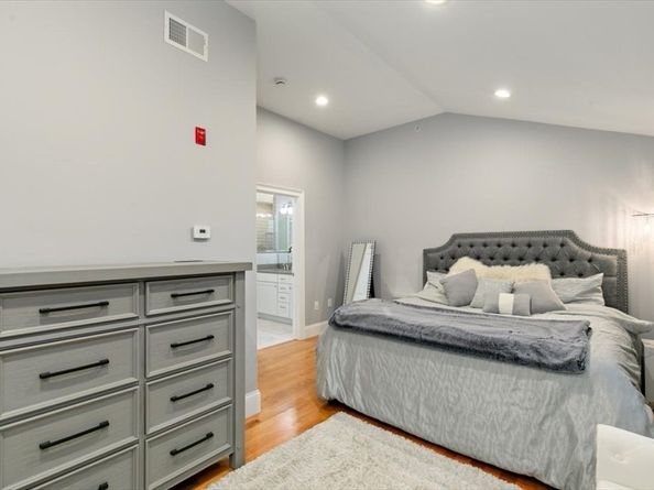 25 Cherry 3, Danvers MA 01923