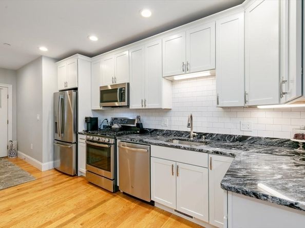 25 Cherry 3, Danvers MA 01923