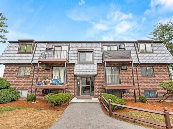 38 Main Street 15, North Reading MA 01864