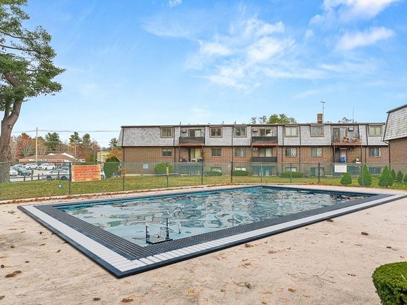 38 Main Street 15, North Reading MA 01864