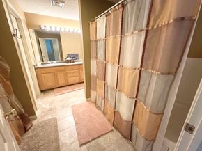 48 Belgian Way 48, Fitchburg MA 01420