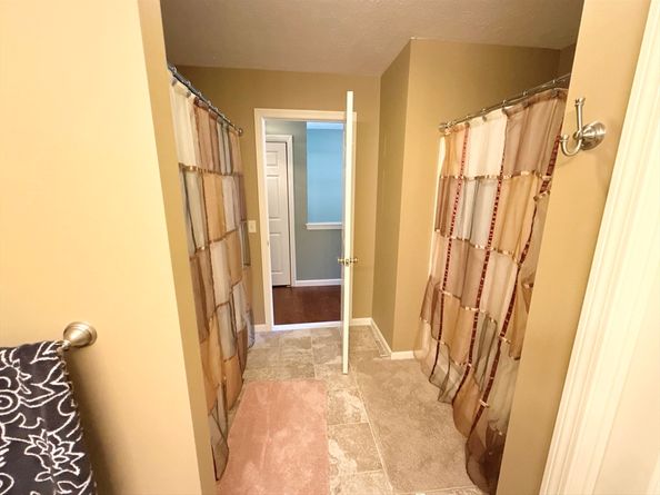 48 Belgian Way 48, Fitchburg MA 01420