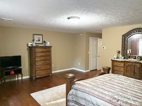 48 Belgian Way 48, Fitchburg MA 01420