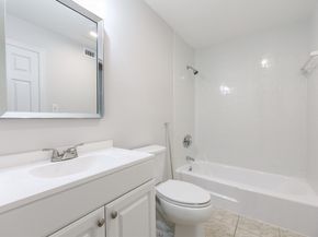 14 Shadowbrook Lane 30, Milford MA 01757