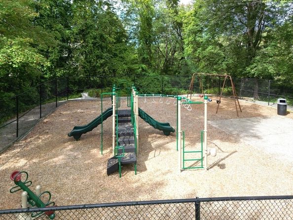 14 Shadowbrook Lane 30, Milford MA 01757