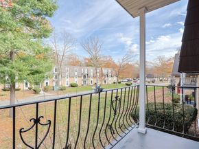 14 Shadowbrook Lane 30, Milford MA 01757