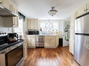 62-64 Lawn Ave, Quincy MA 02169