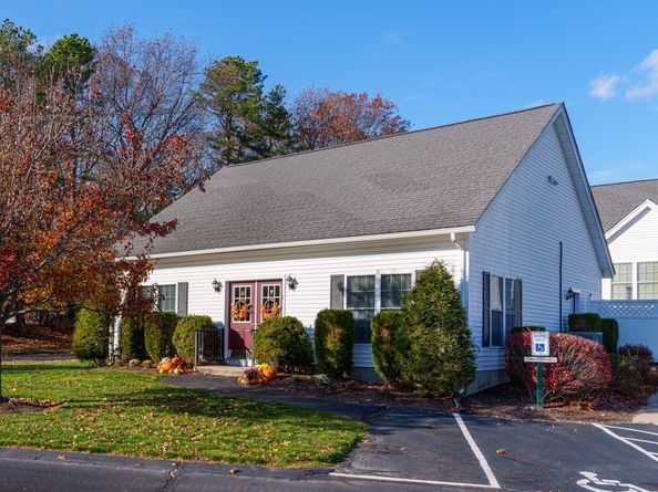 24 Olde Canal Way 24, Uxbridge MA 01569