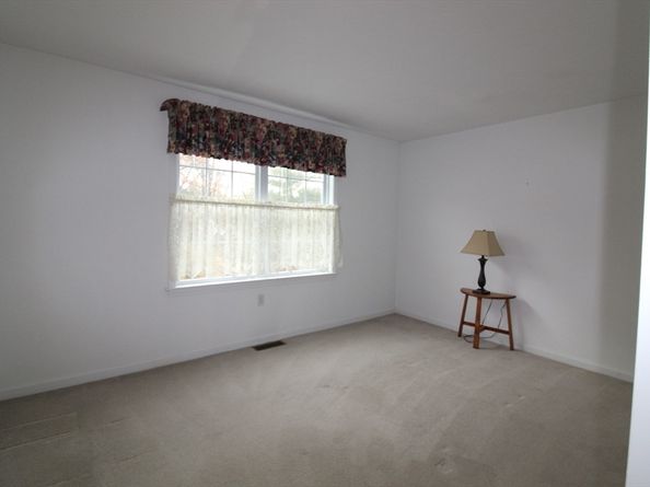 24 Olde Canal Way 24, Uxbridge MA 01569