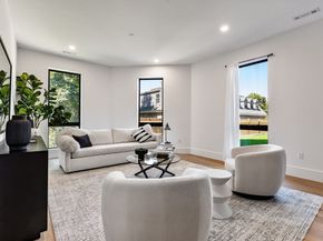 1114 Beacon St. 104, Newton MA 02641