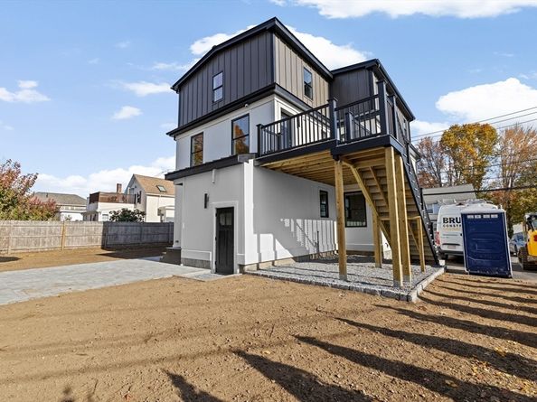 340 Baker Street 1, Boston MA 02132