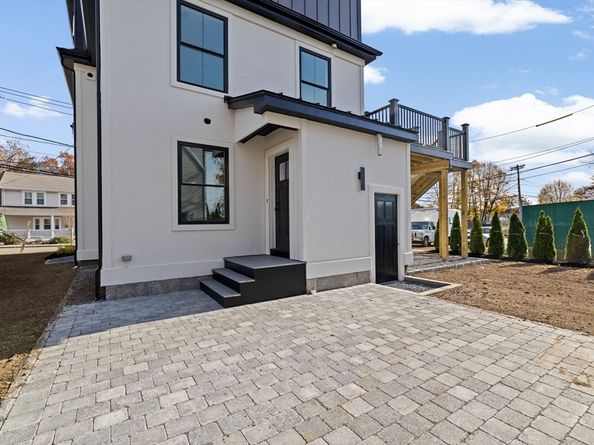 340 Baker Street 1, Boston MA 02132