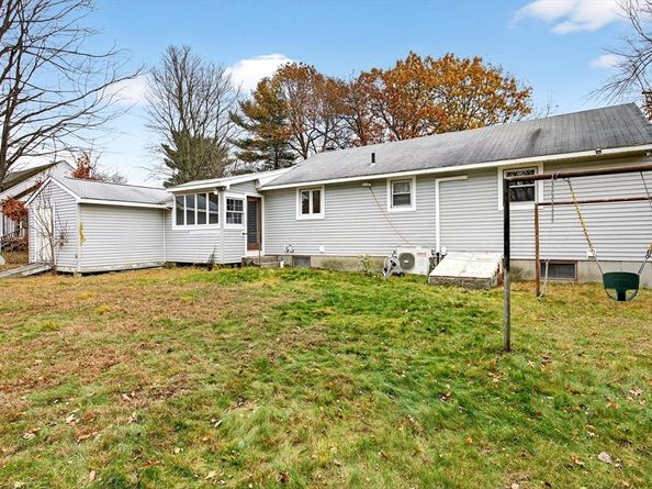 33 Isleboro St, Worcester MA 01606