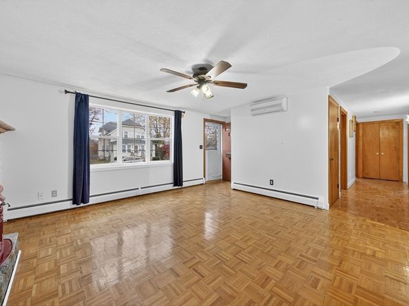 33 Isleboro St, Worcester MA 01606