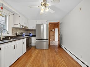 33 Isleboro St, Worcester MA 01606