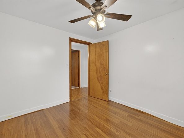 33 Isleboro St, Worcester MA 01606