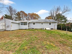 33 Isleboro St, Worcester MA 01606