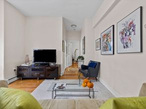 33 Clinton St, Framingham MA 01702