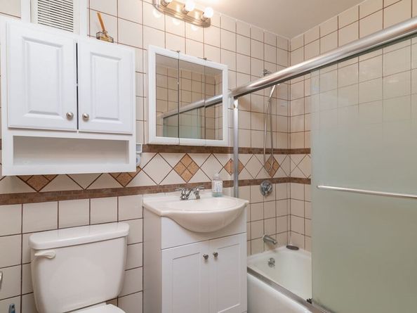 39 Cary Avenue 14, Chelsea MA 02150