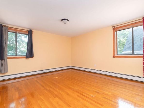 39 Cary Avenue 14, Chelsea MA 02150