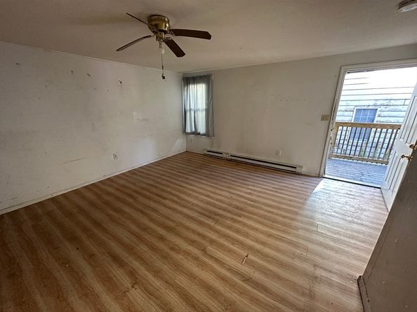 135 Elm St, Southbridge MA 01550