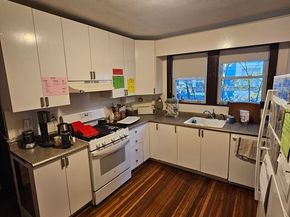 13 Roberts Rd, Cambridge MA 02138