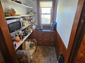 13 Roberts Rd, Cambridge MA 02138