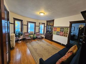 13 Roberts Rd, Cambridge MA 02138