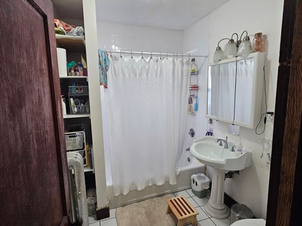 13 Roberts Rd, Cambridge MA 02138