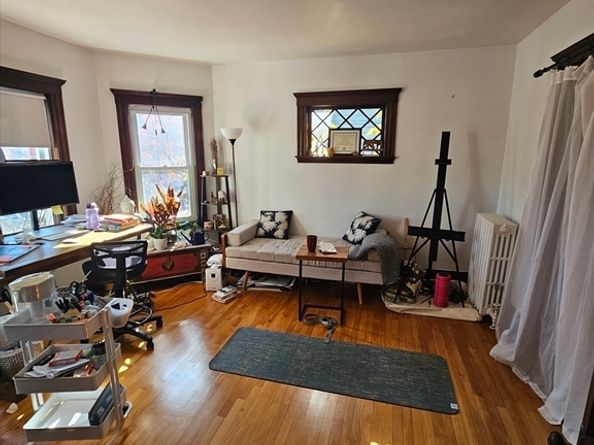 13 Roberts Rd, Cambridge MA 02138