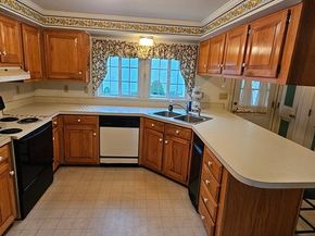 96 Trailwood Drive, Bridgewater MA 02324