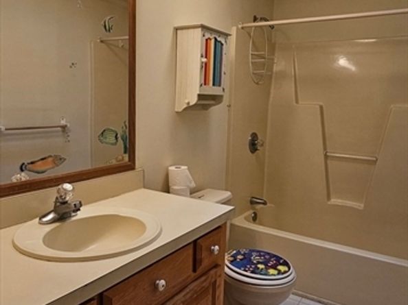 96 Trailwood Drive, Bridgewater MA 02324