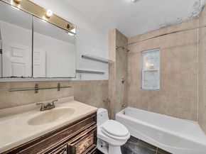 323 Farrington, Quincy MA 02170